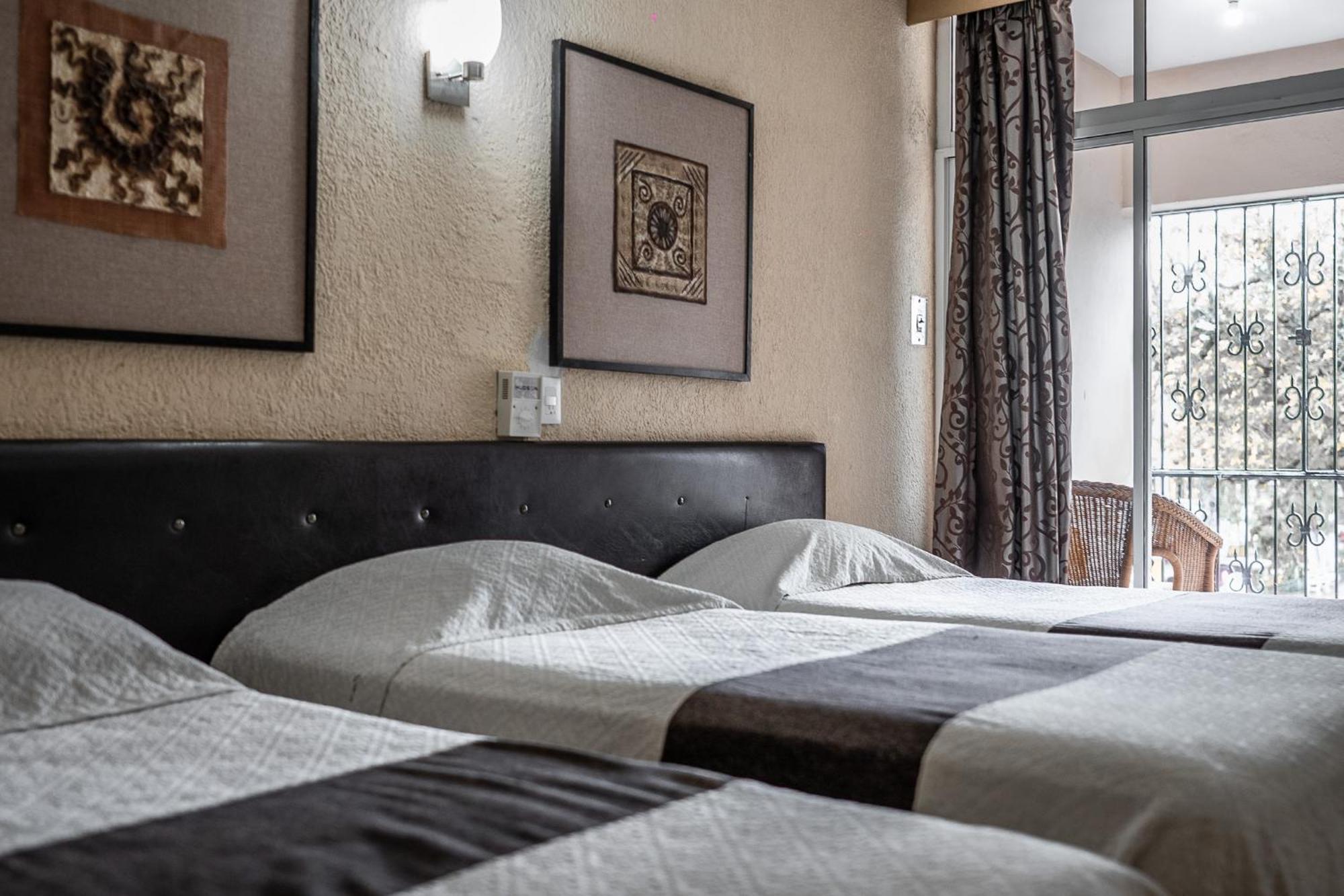 Hotel Maria De La Luz Valladolid  Eksteriør billede