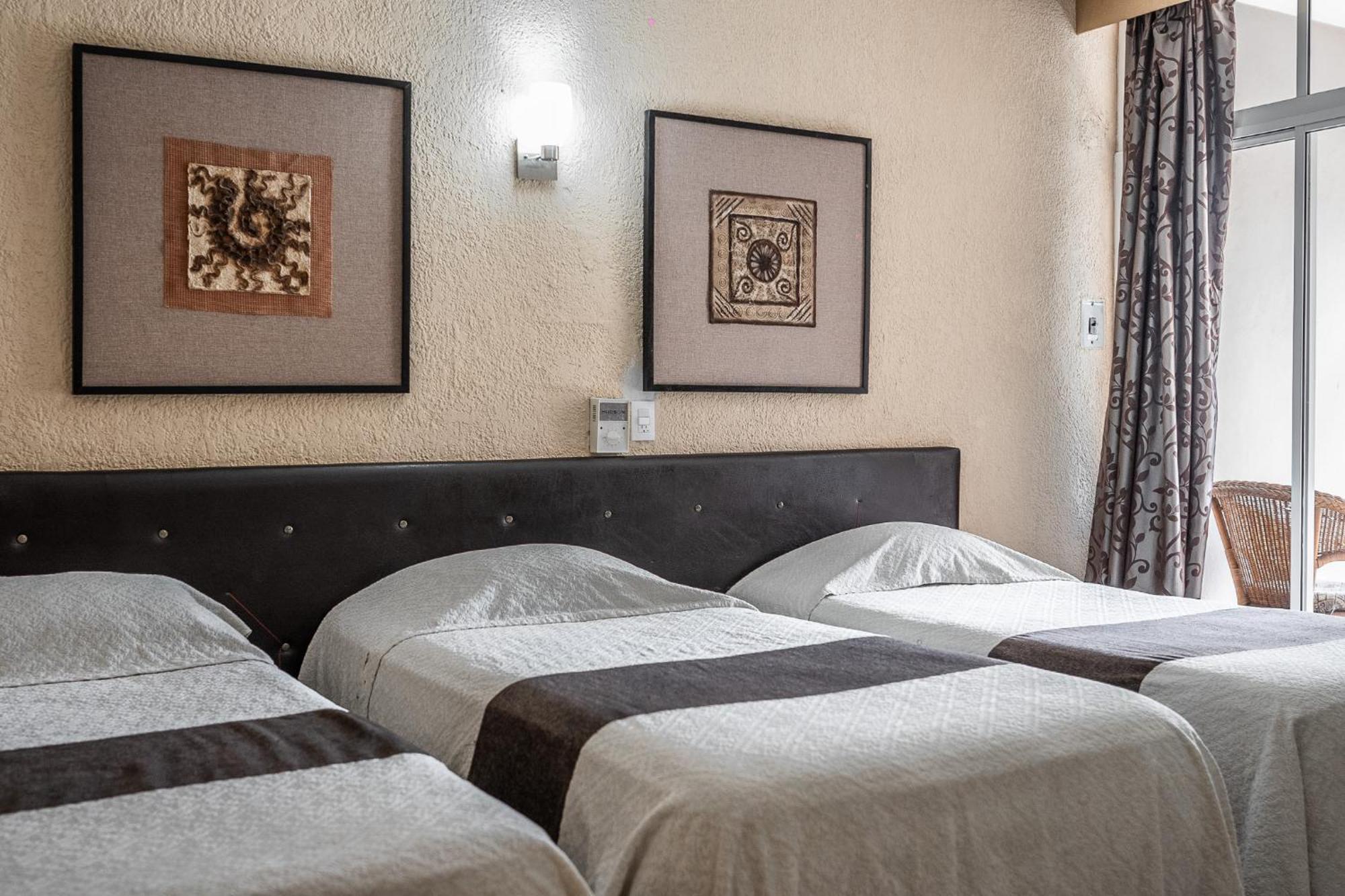 Hotel Maria De La Luz Valladolid  Eksteriør billede